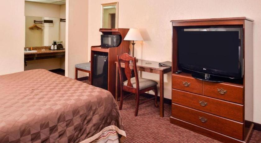 Americas Best Value Inn Alliance Екстериор снимка