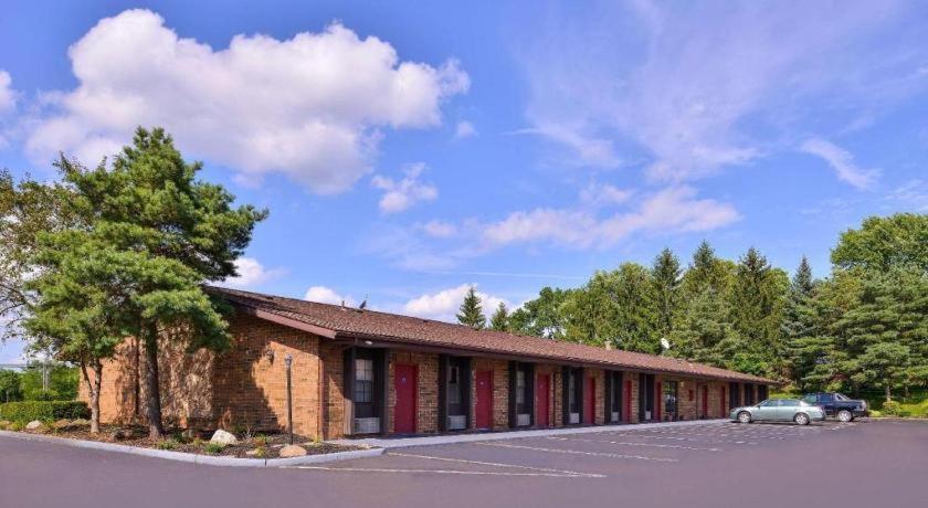 Americas Best Value Inn Alliance Екстериор снимка